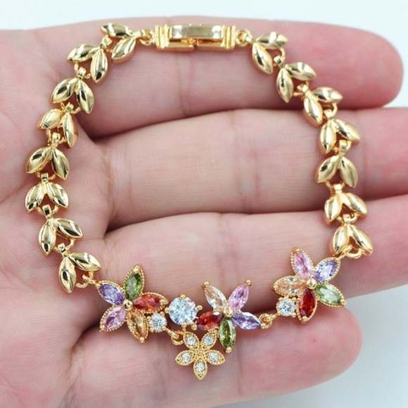 Jewelry - 18K Yellow Gold Filled Multi-Color Mystic Topaz Stars Charm Bracelet